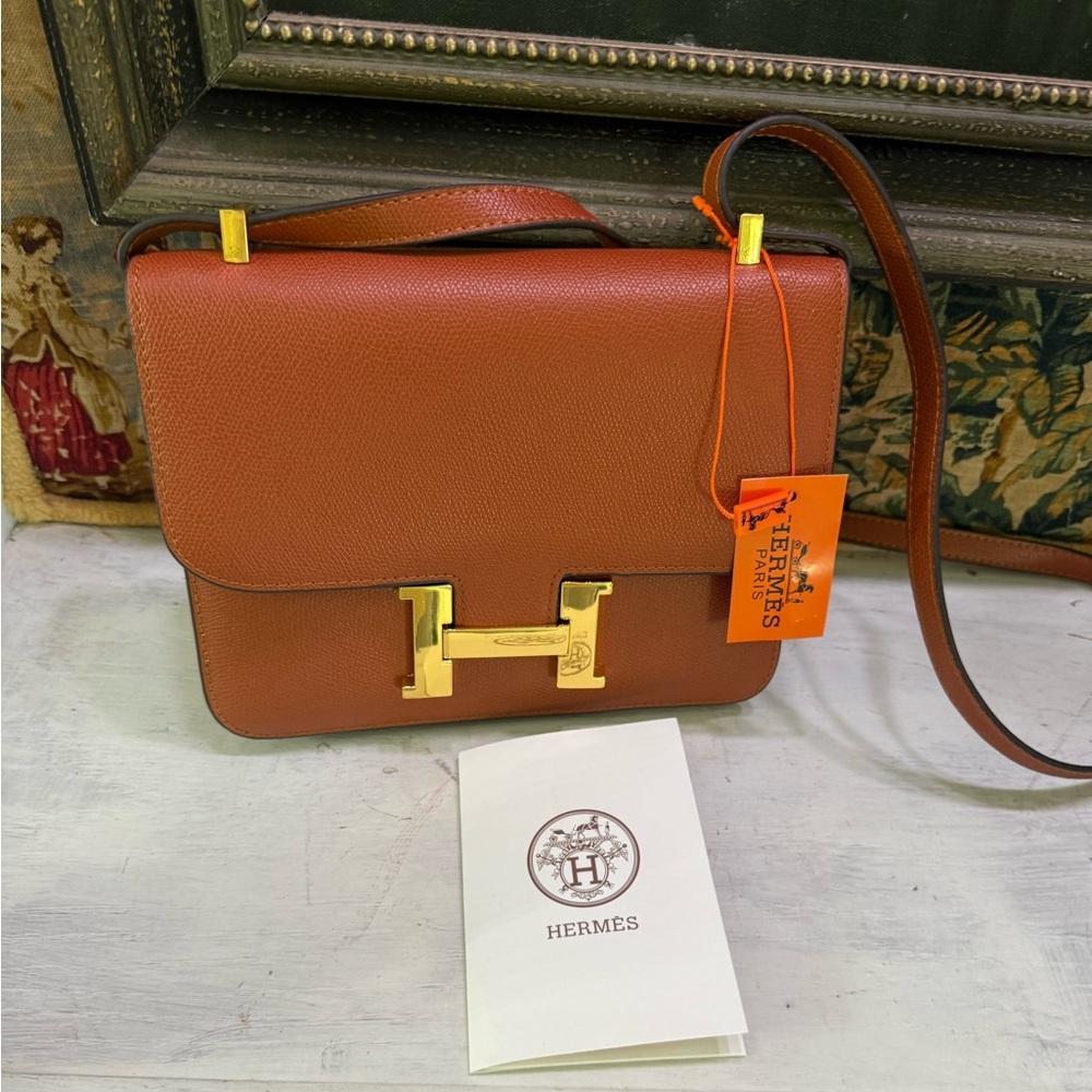 Brown sporty casual saddlebag style purse/handbag NOTE: Fashion item not auth